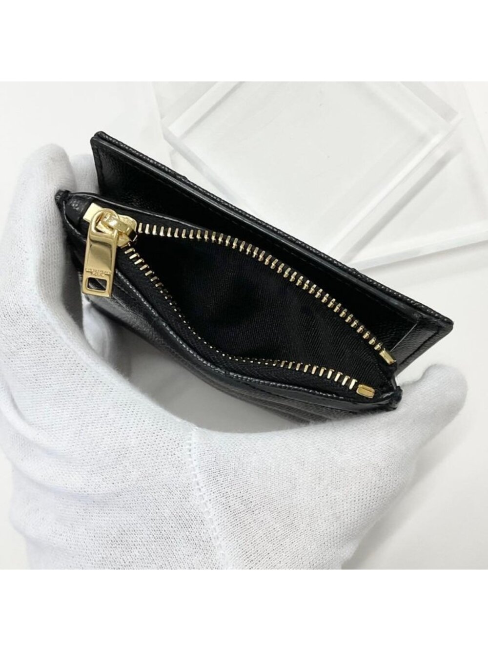 Saint Laurent Leather 2 Parts Stitch YSL Logo Quilted Wallet - Picture 7 of 10